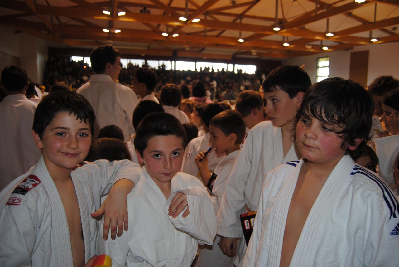 On discute...